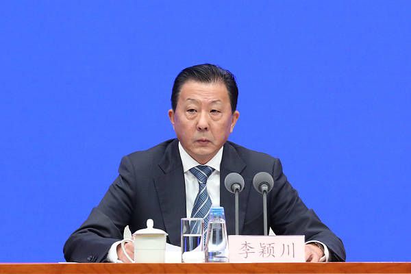 违者将追究其相关法律责任 图片由IC photo供本网专稿,任何网站、报刊、电视台未经IC photo许可,不得部分或全部转载 标签: 梁朝伟刘昊然董子健东京国际电影节 : 相关新闻 刘昊然董子健十年情谊 藏在《我的朋友安德烈》里2026-01-22 《我的朋友安德烈》首映 王俊凯支持董子健刘昊然2026-01-18 《我的朋友安德烈》预告 刘昊然董子健友情羁绊2026-01-13 携手刘昊然!
